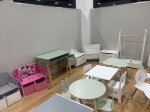 Armoire de rangement pour enfants de conception moderne fournissant un <span class=keywords><strong>coffre</strong></span> à jouets en bois empilable à prix raisonnable avec couvercle pour la chambre à coucher - Product Image 6