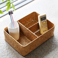 Boîte de rangement de bureau divisée en paille tressée de style japonais, organisateur de table basse pour télécommandes, clés, maquillage, tri et organisation
