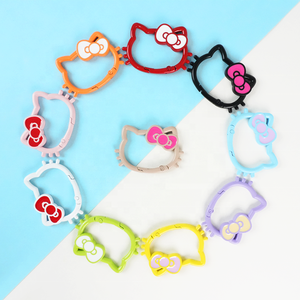 Kt h032 koran-शैली की बिल्ली मिश्र धातु तेल छोड़ने वाले रंग खोखले बालों को लटकाना बैग कीचेन इवु - Product Image 5