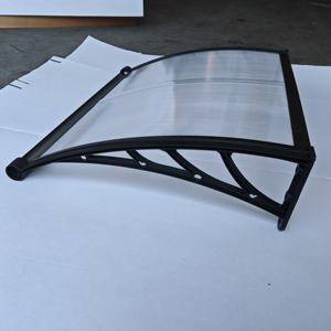 Auvents de voiture modernes en alliage d'aluminium fabriqués en Chine, fonctionnement manuel, abri de voiture, gouttière, véranda, accessoire de balcon - Product Image 1