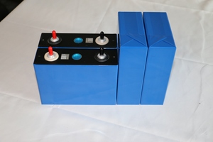 Grade A MB31 3.2V 100Ah LiFePO4 Battery 8000 Cycles Long Life for Home Solar <b>Energy</b> <b>Storage</b> <b>System</b> Fast Ship China Warehouse - Product Image 2