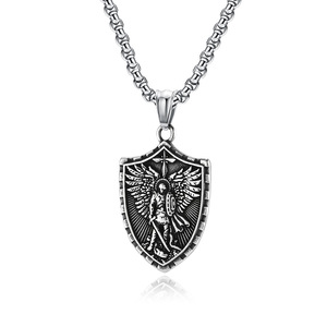 Joyería de exportación al por mayor y única, collar personalizado retro de San Miguel Arcángel con escudo de acero de titanio, fuente FA - Product Image 5
