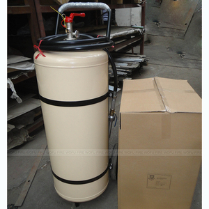 Estintore Industriale a Schiuma 100L su Carrello Rosso con Tubo in Acciaio al Carbonio Classe AB Certificato CE Portata di Erogazione 12m per Magazzino - Product Image 2