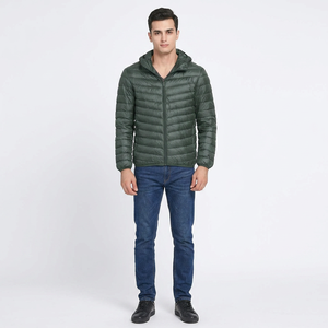 Veste matelassée en gros, logo personnalisé, OEM imprimé, veste d'hiver personnalisée de haute qualité pour hommes, veste matelassée à bulles avec poches - Product Image 1