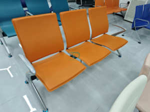 Chaise d'attente Foshan 1 2 3 4 5 places, cadre en acier métallique, cuir PU pour salle d'attente de bureau, banque, gare, bus, réception, USB - Product Image 2