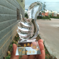 Petit trophée en cristal personnalisé, nouveau design, prix abordable pour la reconnaissance des partenaires, trophée en cristal pour salutations