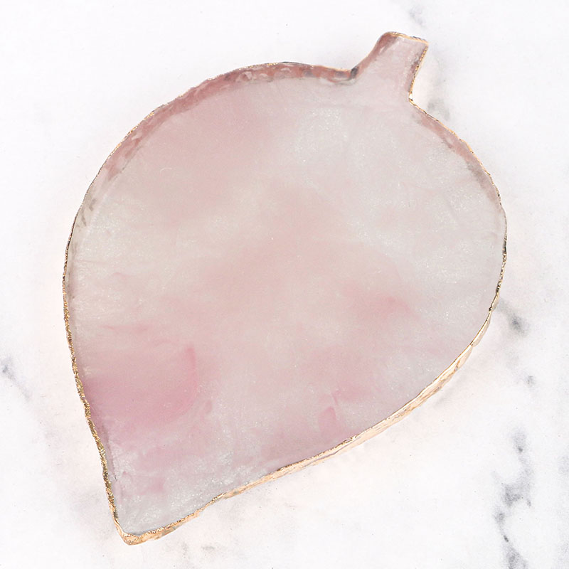 Leaf-pink
