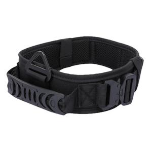 Collar de perro resistente de 7cm de ancho con mango de silicona Collar táctico grande para entrenamiento de perros Collar de perro de nailon ajustable - Product Image 1