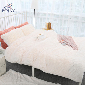 Custom Luxury Faux <strong>Fur</strong> <strong>Blanket</strong> Long Hair Shaggy Fleece Super Soft White PV Plush <strong>Blankets</strong> for Winter King Size - Product Image 6