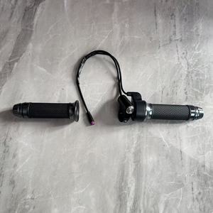 Electric Scooter Spare Parts Waterproof 7 Pin Speed <b>Control</b> Throttle Twist <b>Grip</b> Handlebar Accelerator Replacement for F8 Scooter - Product Image 2