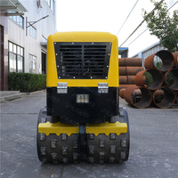 Compacteur vibrant hydraulique à pattes de mouton FYL-R1600T de 1,6 tonne avec télécommande sans fil