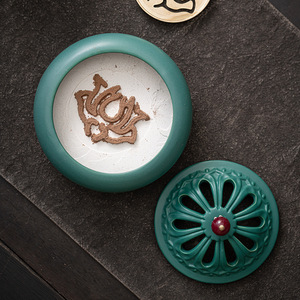 Rock Mountain Home Furnishings – Ensemble de neuf pièces d'encens vert, accessoires d'encens faits à la main, brûleur d'encens en céramique, cuillère et pelle - Product Image 3