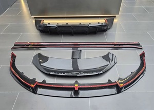 Kit Carrozzeria in Fibra di Carbonio per <span class=keywords><strong>Audi</strong></span> <span class=keywords><strong>E</strong></span>-<span class=keywords><strong>TRON</strong></span> <span class=keywords><strong>GT</strong></span> 2020-2024: Labbro Anteriore, Minigonne Laterali <span class=keywords><strong>e</strong></span> Diffusore Posteriore - Product Image 6