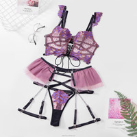 Ensemble soutien-gorge brodé sexy et léger pour femme avec jarretière florale ajourée en maille