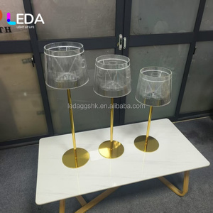 LEDA Ensemble de 3 bougeoirs en verre et métal avec pieds dorés, support d'abat-jour, centre de table pour mariage, décoration d'hôtel, de maison et d'événements - Product Image 4