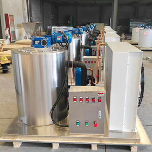 Machine à glaçons en flocons d'eau <span class=keywords><strong>de</strong></span> mer, capacité 1200 kg, refroidissement par air, haute productivité pour <span class=keywords><strong>chalutier</strong></span> <span class=keywords><strong>de</strong></span> pêche - Product Image 1