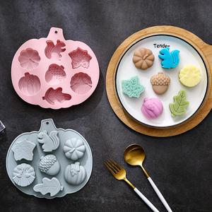 M40141 Moule en silicone pour gâteaux et glaçons, motif <span class=keywords><strong>Automne</strong></span> : Écureuil, Citrouille, Dinde, Feuilles et autres - Product Image 3