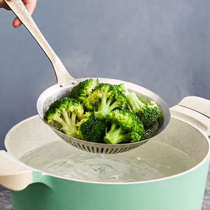 Passoire/Égouttoir en Titane Pur pour Usage Domestique, Filtre à Huile de Cuisine et Cuillère à Dumplings - Durable, Résistant à la Chaleur, Compatible Lave-Vaisselle - Product Image 3