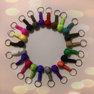 Equipo de Supervivencia al Aire Libre, Llavero de Paracord de Vidrio Tejido a Mano Personalizado, Bola de Vidrio, Autodefensa, Puño de Mono, Uso Seguro - Product Image 1