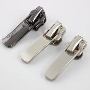Extracteur de fermeture à glissière en métal, logo de marque à glissière, en alliage de zinc, 50 pièces - Product Image 2