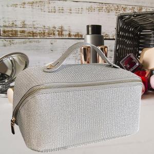 Open Flat Argent Organizer per il trucco borsa da toilette per accessori per capelli essenziali per la palestra - Product Image 5