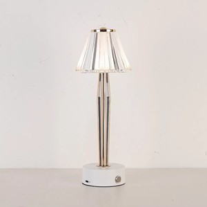 Lampe de table rechargeable au design luxueux, lampe de bureau portable sans fil de style nordique, design original, intensité réglable, lumière décorative de nuit - Product Image 6