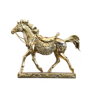 Escultura de estatua de resina de caballo Martingale de pie personalizada, adorno de <span class=keywords><strong>animal</strong></span> bonito para decoración del hogar, adorno de arte temático de caballo árabe - Product Image 6