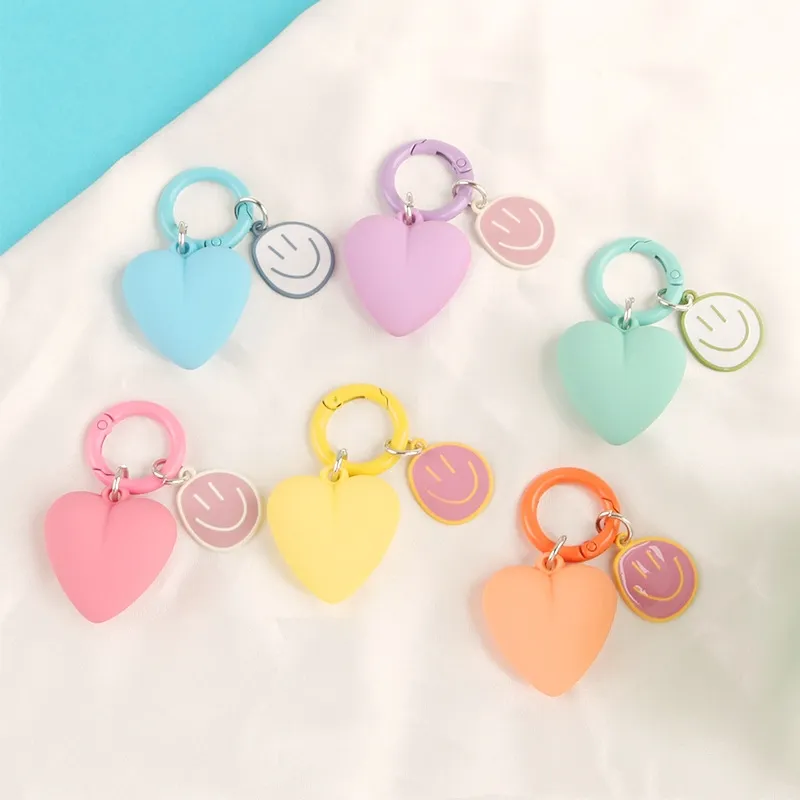 Kawaii nhựa Keychain hình trái tim thiết kế Keychain dễ thương Nụ cười Keychain bán buôn