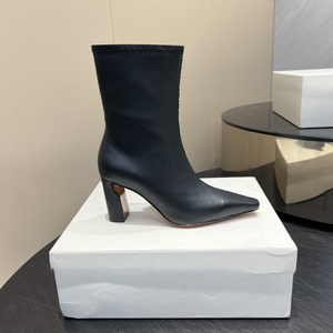 Bottines à talons hauts en cuir pour femmes, design de luxe, bout carré, bottes courtes tendance - Product Image 1