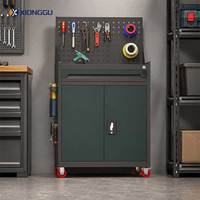 Armoire à outils roulante verte avec panneau perforé, tiroir verrouillable, double porte, rangement en acier pour atelier d'entretien industriel