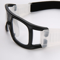 Lunettes de sport de basketball résistantes aux chocs en PC, compatibles avec la myopie, sangle réglable pour le football