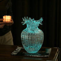 Vase ondulé de style antique avec effet lumineux, ornement de décoration d'intérieur de luxe, support à fleurs hydroponique transparent pour salon