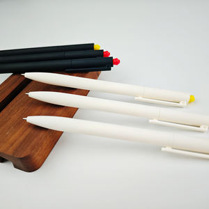 Stylo gel en forme de cœur, papeterie de bureau, stylo à bille rotatif en plastique, largeur d'écriture 0,5 mm - Product Image 3