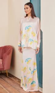 SIPO – costumes pour femmes musulmanes modernes de dubaï, ensembles de deux pièces, vêtements islamiques, brillants et plissés de malaisie - Product Image 2