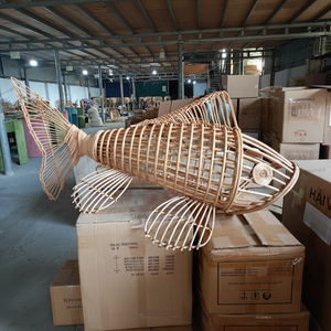 Lámpara Decorativa de Plástico con Forma de Pez, Fabricación Profesional, con Luz Blanca Cálida Suave, para Realzar Espacios Hermosos - Product Image 1