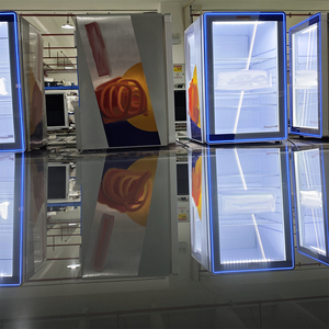 Oumeite SC70 70L Mini-réfrigérateur de bar personnalisé avec porte vitrée, mini-réfrigérateurs - Product Image 4