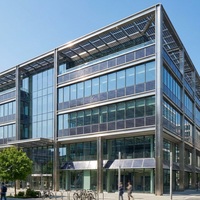 Module solaire haute efficacité 700W avec technologie de cellules avancée pour les systèmes d'énergie renouvelable à grande échelle