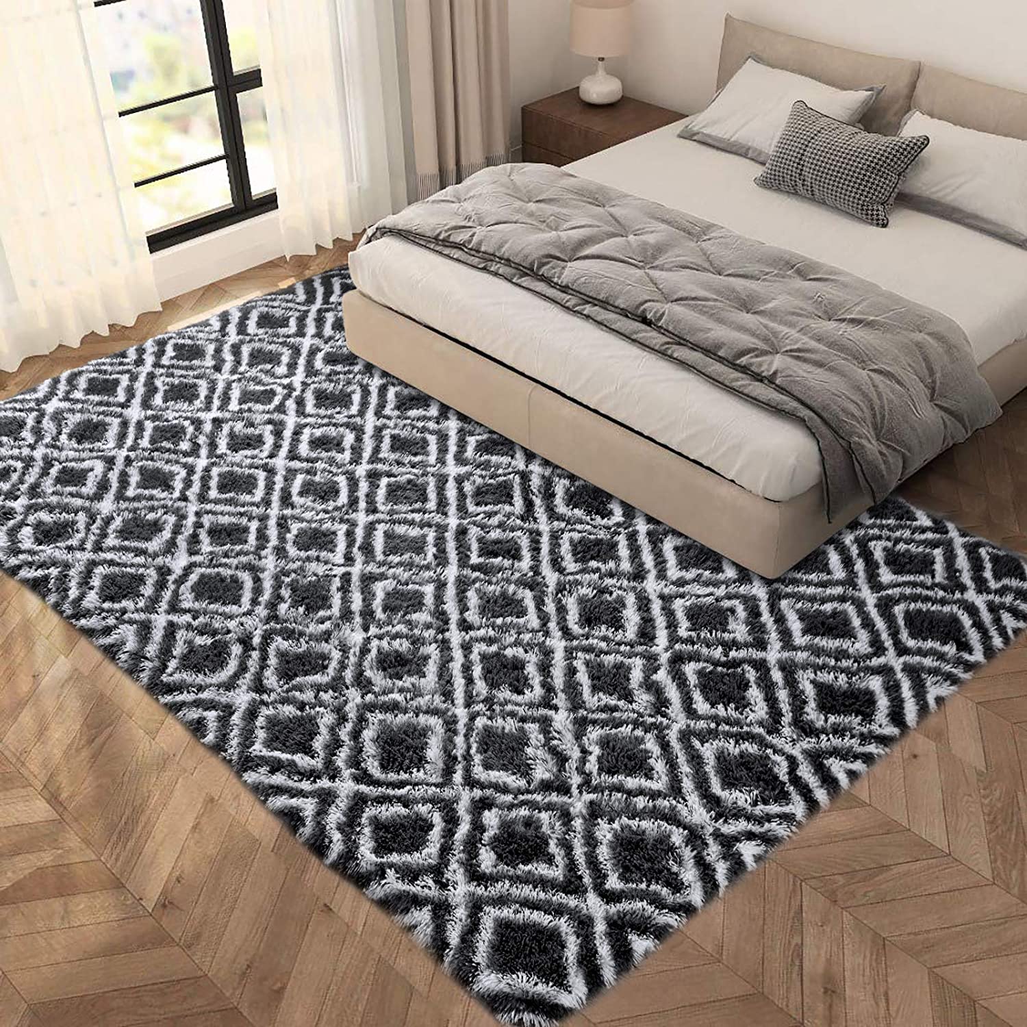 Geometric-Black