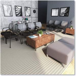 Sillón de invitados contemporáneo negro con respaldo de malla y diseño plegable - Product Image 1