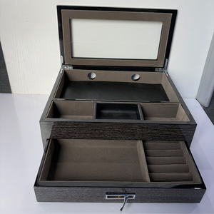 Boîte à montres carrée en bois artisanale DS avec motif imprimé, étui de rangement et de présentation pour montres et bijoux - Product Image 1