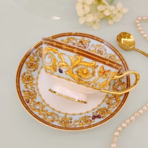 Wholesale Luxury <b>Dinnerware</b> Sets Luxury Porcelain Dinner Set Bone China <b>Dinnerware</b> Sets for Dinner - Product Image 3