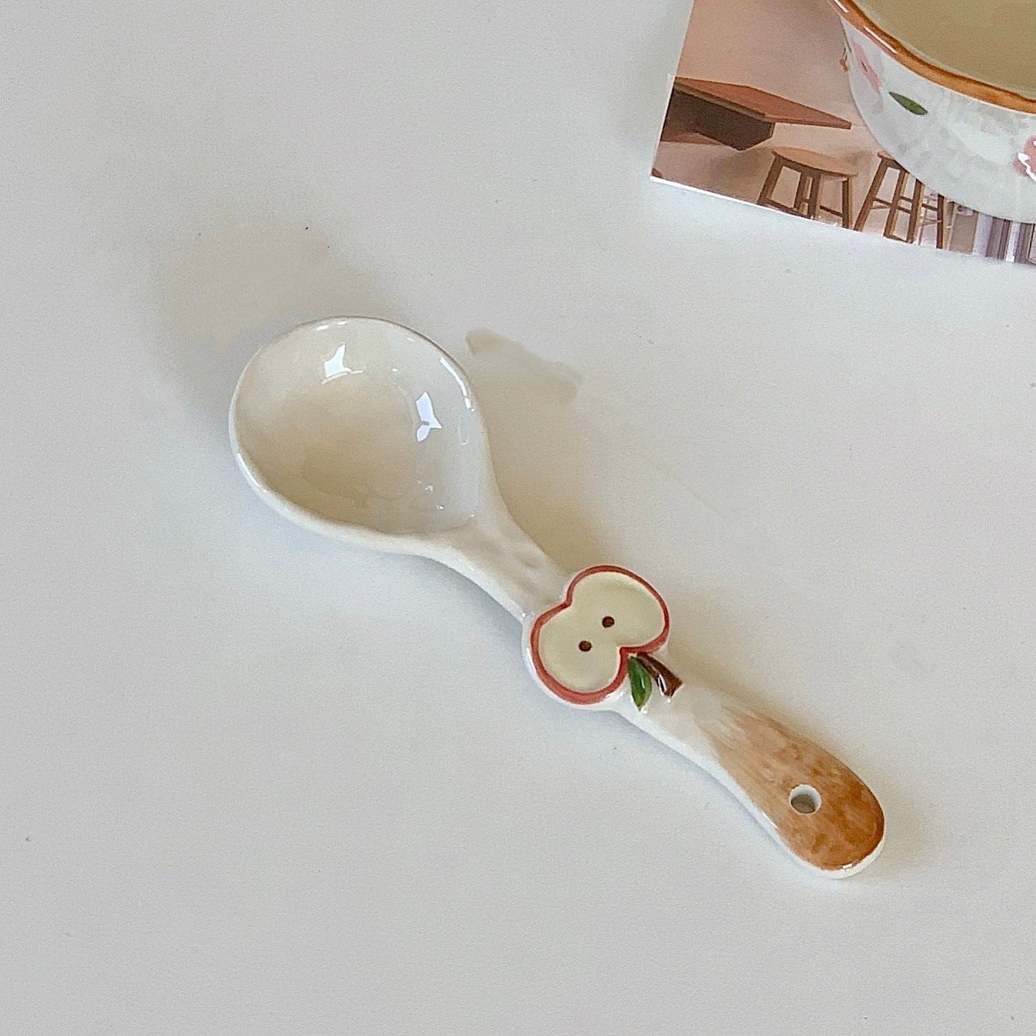 Brown spoon