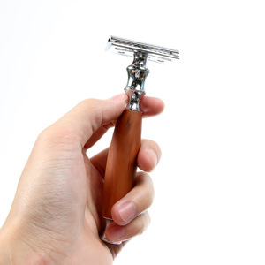 Rasoir manuel à lame en acier inoxydable, manche en bois de noyer, outil de rasage du visage - Product Image 1