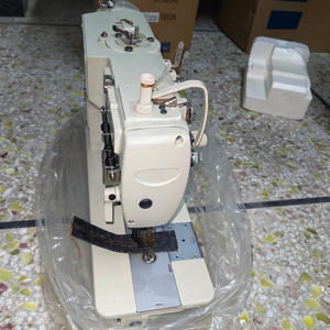 8450 Endüstriyel Dikiş Makinesi Çift İğneli Motorlu Bilgisayarlı Direkt Tahrikli Otomatik İplik Kesici Kilit Dikişli Düz Tabla - Product Image 2