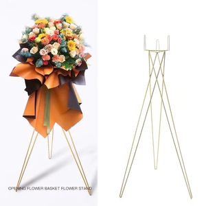 Supporto per Fiori in Metallo <span class=keywords><strong>a</strong></span> Treppiede, Decorazione per Matrimoni e Feste, Arredo <span class=keywords><strong>Casa</strong></span>, Direttamente dalla Fabbrica - Product Image 1