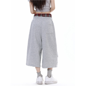 Pantalones cortos atléticos grises con cordón de cintura a cuadros Ajuste cómodo Pantalones de salón de pierna ancha pantalones cortos largos transpirables - Product Image 3