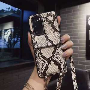 Étui de protection de luxe <span class=keywords><strong>avec</strong></span> porte-cartes et <span class=keywords><strong>chaîne</strong></span> bandoulière pour iPhone et <span class=keywords><strong>coque</strong></span> de téléphone portable <span class=keywords><strong>Samsung</strong></span> - Product Image 2