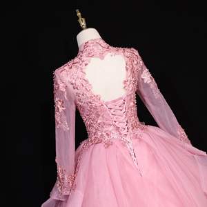 Vestido de quinceañera para niña Vestido de noche de pompa de lentejuelas de manga larga con cuello en V Princes vestido de baile hinchado - Product Image 6