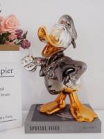 Explosive Luxus-Dekoration: Donald Duck Cartoon-Figur aus Kunstharz mit Galvanisierung für Wohnzimmer, Kreatives Kunsthandwerk