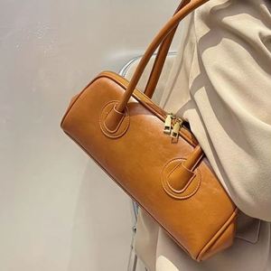 Bolso de Hombro de Piel de Vaca con Flecos Hechos a Mano por Diseñadores, Nuevo y en Oferta, Bolsos Elegantes Multiusos para Mujer - Product Image 1